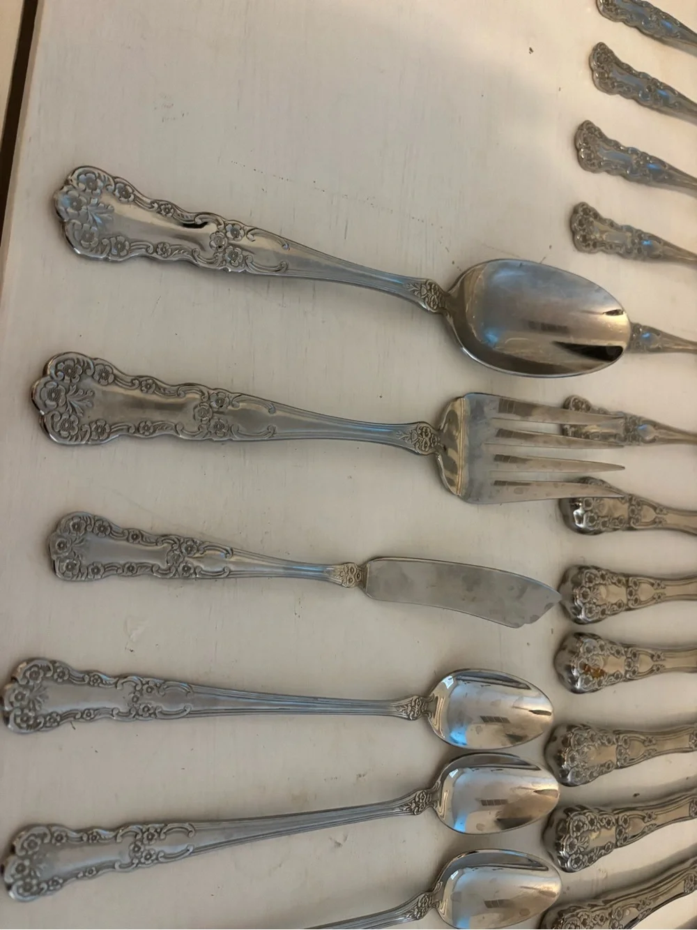 Gorham Blossom 18/10 Stainless Mixed Flatware set of 31 Knives Forks Spoons